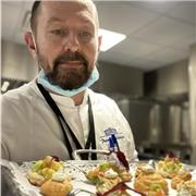 Bonjour, Je suis enseignant et consultant en cuisine ,avec une passion pour la transmission du savoir Je vous propose mes services pour les niveaux CAP cuisine, BAC PRO cuisine, BTS cuisine