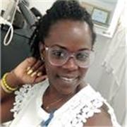 Estudiante de Máster Oficial en Biotecnología, graduada en Microbiología y con dos años de experiencia como docente. 
