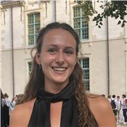 Etudiante à Sciences Po Paris, campus de Reims, donne des cours particuliers en Anglais, Français et/ou Histoire-Géographie