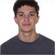 Estudiante universitario con capacidad de enseñar múltiples materias.