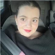 Profesora de primaria, apta para dar clases de refuerzo.