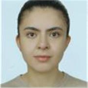 Profesora con certificaciones FCE y CAE. Enfocada en alumnos que ya tengan algún conocimiento del idioma.