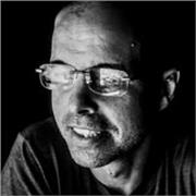 Professioneller Spanisch-Tutor mit internationaler Erfahrung. Online-Unterricht für Berufstätige.