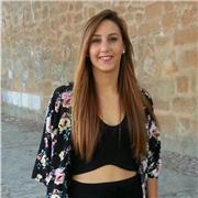 Agente de banca apasionada por la economía y la enseñanza