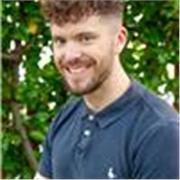 Outstanding English teacher providing Primary English and Maths teacher and 7+ and 11+ preparation