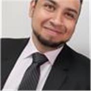 Profesor de matemáticas y física con excelente habilidad comunicativa
