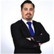 profesor de ingles quien tiene capacidad y abilidad de espanol.