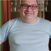 Profesor de apoyo en clases de programación en remoto