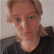 Hollie