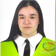 Docente sin licencia la cual está graduada en bachillerato.