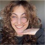 Llevo siendo profesora de repaso desde los 15 años, ahora tengo 24 y doy repaso de primaria, de primero a segundo de ESO