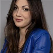 Laureata in Filosofia impartisce lezioni private in materie umanistiche