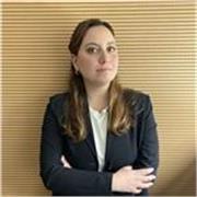 Laureata in giurisprudenza, attualmente seguo un master in Performing Arts management (in inglese)