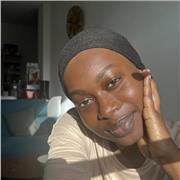 Prof à domicile donne des cours scolaires pour le primaire