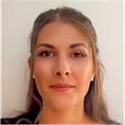Studentessa prossima alla laurea in giurisprudenza offre ripetizione e aiuto compiti online. 