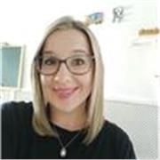 Soy graduada en Logopedia, tengo experiencia en intervención en patologías de comunicación, habla y lenguaje, alimento, etc.