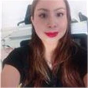 “Clases de español enfocadas en extranjeros que quieren comunicarse de forma real, ya sea para viajar, vivir o trabajar.”
