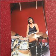 Musique cours de batterie en ligne je suis batteuse