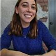 Profesora de Inglés graduada de Estudios Ingleses y con el Máster de Profesorado de la UIB.