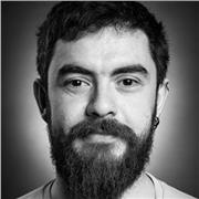 Englisch-Tutor, hat Schüler im Alter von 10 bis 70 Jahren unterrichtet.