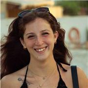 Studentessa di lingue offre lezioni di inglese e altre lingue