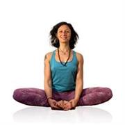 Hatha Yoga Ormonale per la Menopausa e i disturbi del Ciclo Mestruale