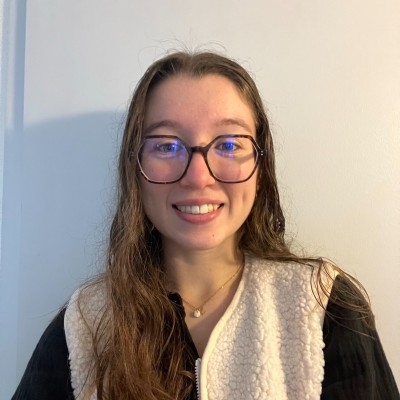 Inès