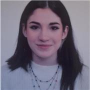 Estudiante de Administracion y dirección de empresa encantada de dar clases.