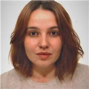 Psicóloga y educadora. Puedo dar clases de apoyo por problemas de aprendizaje u organización, clases de español y de psicología.