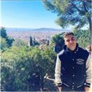 '' Studente laureato in lingue e culture straniere, con certificato Dele offre ripetizioni di Lingua e Letteratura spagnola. 