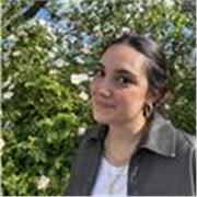 Profesora de inglés apta para todas las edades y niveles