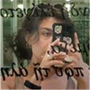 Studentessa universitaria offre ripetizioni di Inglese