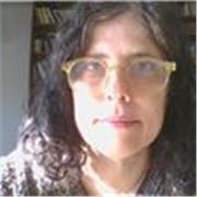 Profesora de Lengua y Literatura que da clases a niños de todas las edades