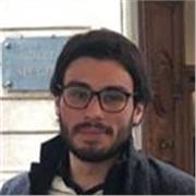 Laureato con lode in Lettere Classiche offre ripetizioni di italiano, latino e greco a studenti di scuola secondaria e universitari