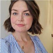 English native primary school teacher with 10 years teaching experience