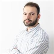 He hecho crecer marcas de 50k a 150k y liderado virales. Quiero que aprendas de redes sociales con estrategias de verdad.