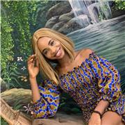 Patient English tutor helping primary, secondary, and ESL learners improve grammar, writing, reading, and exam skills.