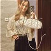 Profesora con experiencia en la enseñanza de niños en clases particulares de matemática, inglés y lengua. 