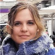 Italian tutor teaches students of all ages