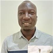 Actuellement Etudiant et avant enseignant vacataire au Tchad