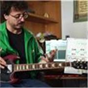 Musica per divertirsi! Laureato in chitarra propone lezioni di chitarra acustica ed elettrica