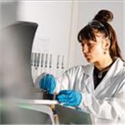 Laureata in Chimica e Tecnologico Farmaceutiche: disponibile per Lezioni di Chimica Online personalizzate