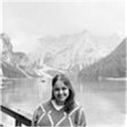 Madrelingua inglese con sede a Milano, offro lezioni di inglese online per bambini, ragazzi e adulti, dalla scrittura accademica a