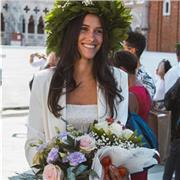 Offro ripetizioni personalizzate e supporto nei compiti per casa, progettati su misura per aiutarti a conquistare la tua fiducia e alzare la media in quelle materie cruciali come la matematica, spesso considerata un grosso ostacolo per il successo accadem