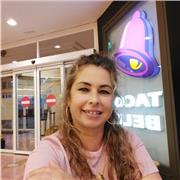 Soy profesora de matemáticas, física y química. Graduada en Cuba