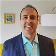 Profesor universitario de logística, transporte, gestión de empresas, ventas, habilidades directivas, planificación estratégica, etc