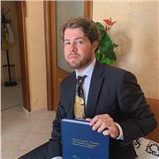 Professore laureato in Filologia moderna offre ripetizioni di italiano e latino