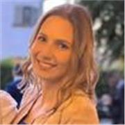 Insegnante inglese con percorso di laurea fatto in Inghilterra ed esperienza nelle ripetizioni con adulti e bambini