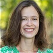 Titulaire d'une licence en Economie-Gestion et d'un Master en Droit, je propose des cours de soutien dans toutes les matières.