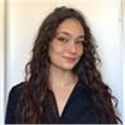 Profesora de apoya para la asignatura de historia